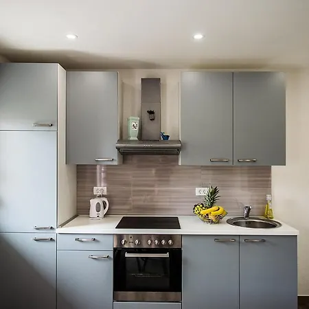 Brdar Apartment Podstrana